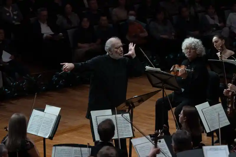 巨匠之夜震撼国家大剧院 捷杰耶夫携马林斯基天团倾情献艺