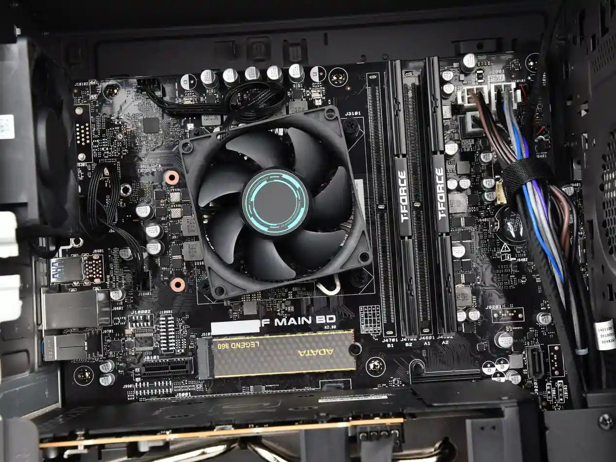 华硕天选6X Ultra5 225F+5060:游戏本新标杆的首秀体验