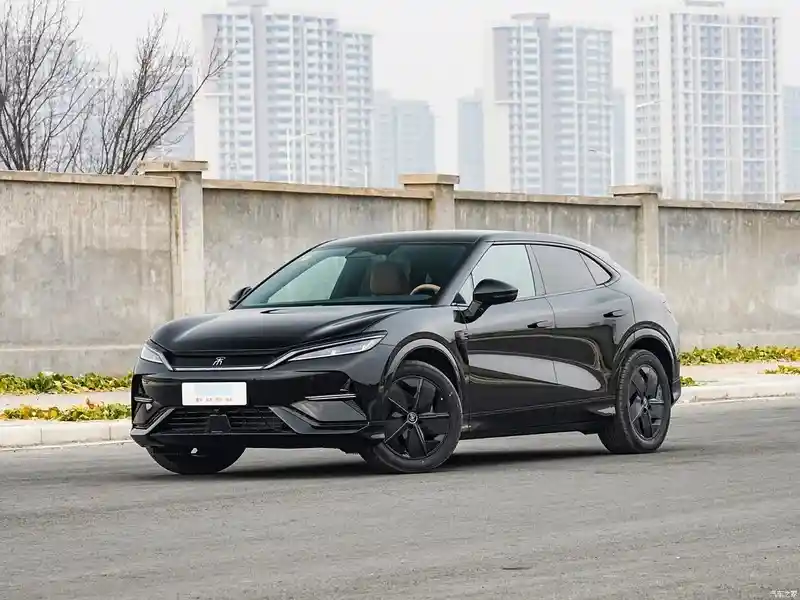 比亚迪宋L EV 2025款震撼降价2万，四驱智驾版领衔登场