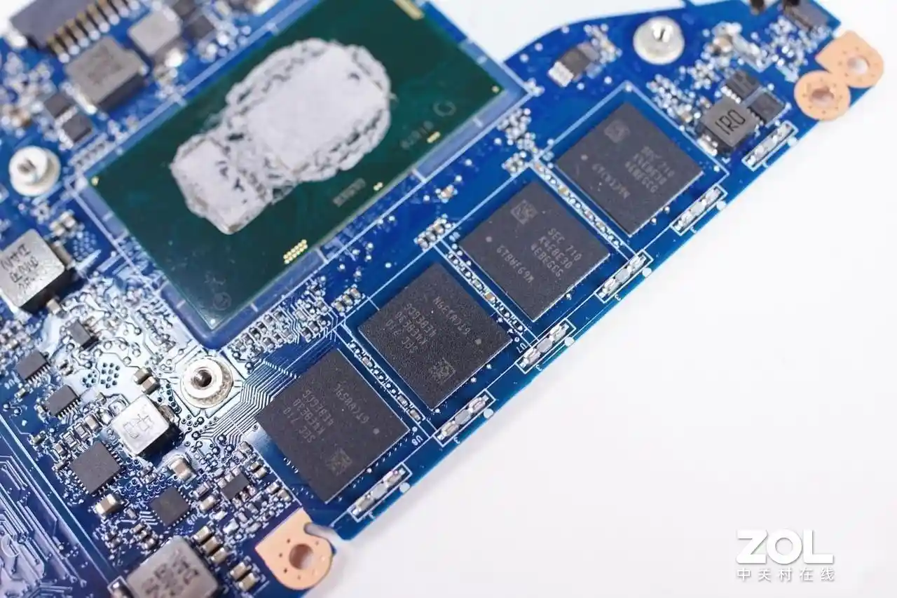 为何轻薄本纷纷焊死内存?揭秘板载设计背后的两大黑科技