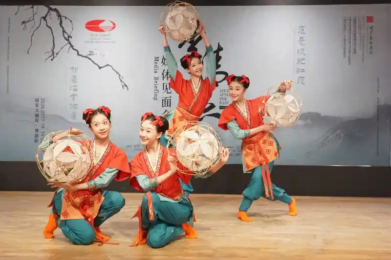 王佳俊周晓辉演绎李清照 舞剧七月震撼国家大剧院