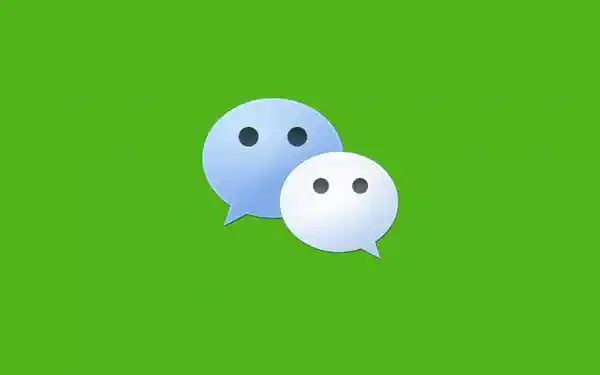 微信iOS版惊现液态玻璃视觉风暴!苹果iOS 27暗藏玄机:系统级控件自动触发全新动态渲染